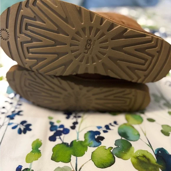 UGG Classic Tall Tan Boots - Picture 8 of 9